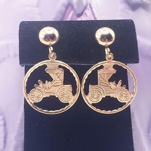 Vintage Old Buggie/Car Gold Screw Back Dangle Earrings